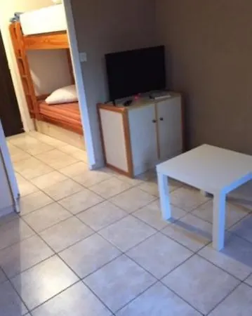 Chez Regis * דוביל