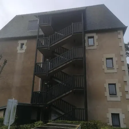 Chez Regis * דוביל